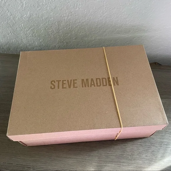 NIB Steve Madden Lunette White Strappy Clear Wedge Heels Sandals, Size 7 - Picture 8 of 9